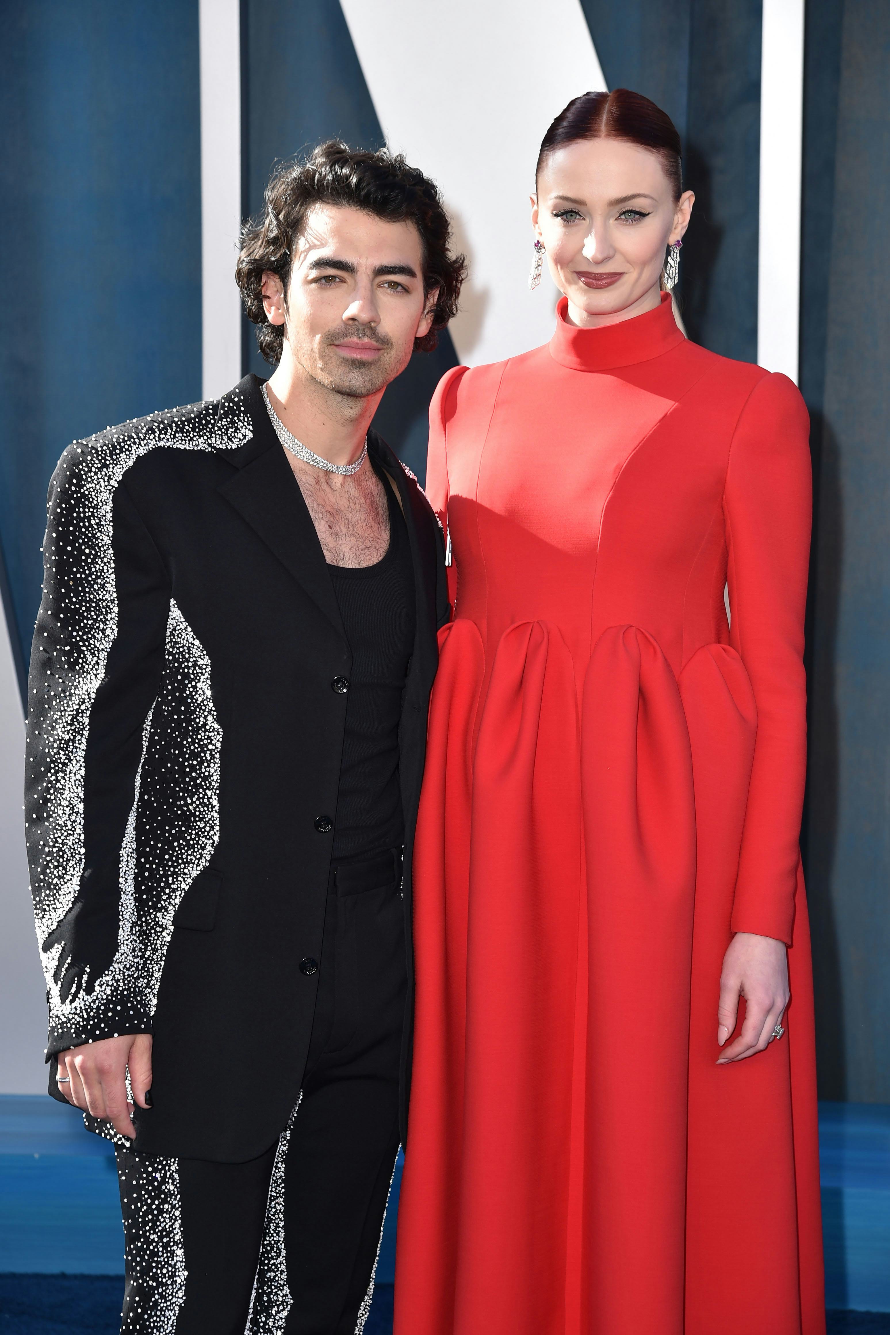 BEVERLY HILLS, CALIFORNIA - MARCH 27: Joe Jonas and Sophie Turner attend the 2022 Vanity Fair Oscar ...