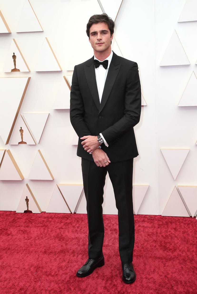 HOLLYWOOD, CALIFORNIA - MARCH 27: Jacob Elordi attends the 94th Annual Academy Awards at Hollywood a...