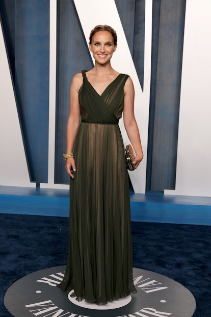 Natalie Portman attends the 2022 Vanity Fair Oscar Party 