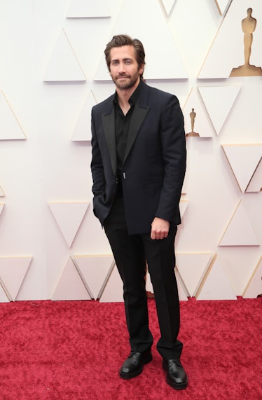 Jake Gyllenhaal attends the 94th Annual Academy Awards 