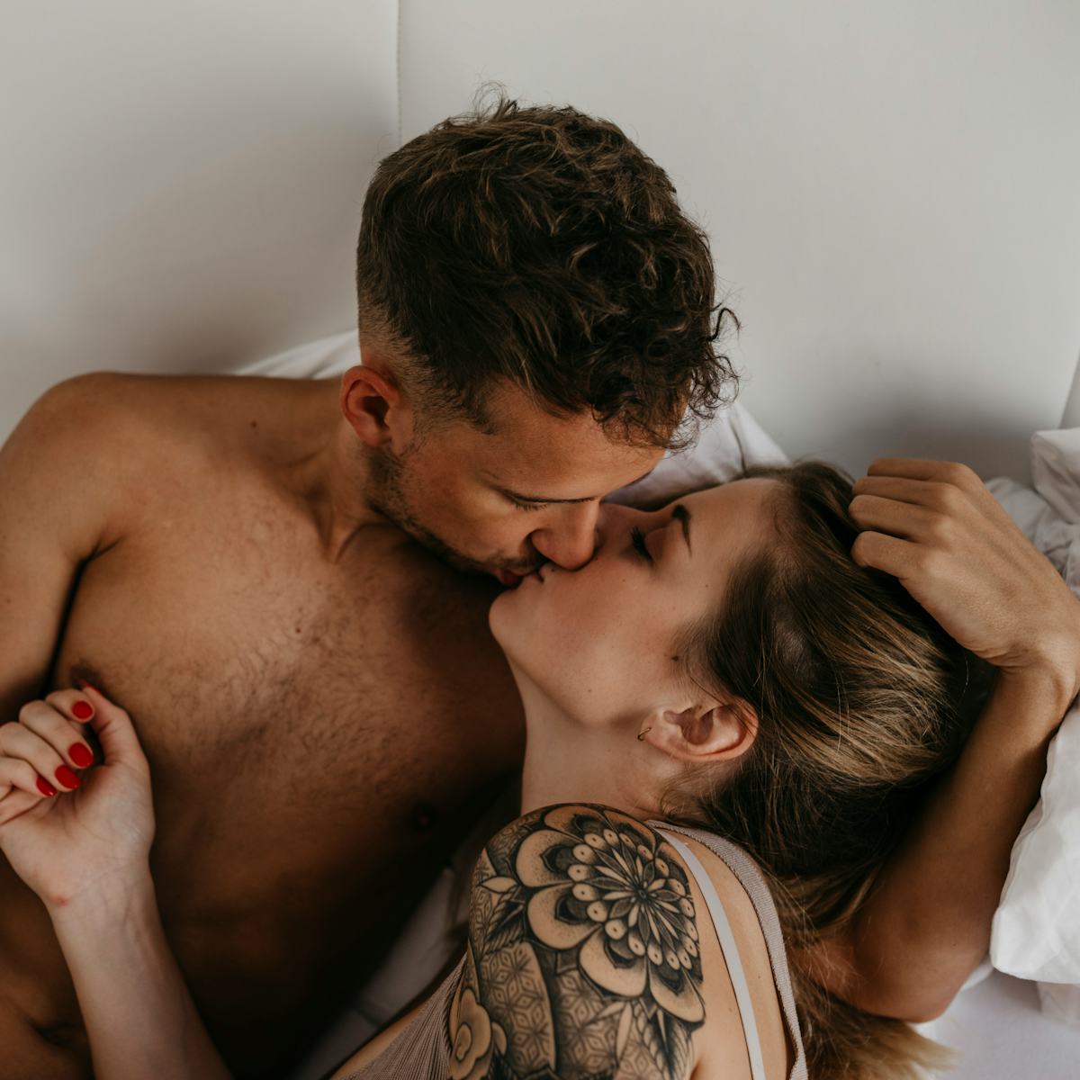 8 Lazy Sex Positions That Don't Require Much Physical Effort