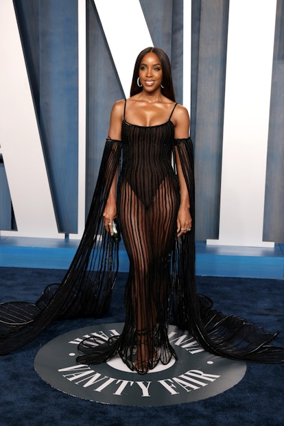 BEVERLY HILLS, CALIFORNIA - MARCH 27: Kelly Rowland attends the 2022 Vanity Fair Oscar Party Hosted ...