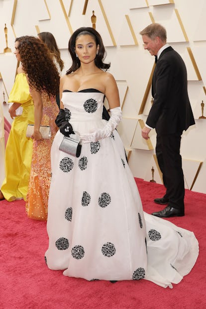 HOLLYWOOD, CALIFORNIA - MARCH 27: Diane Guerrero attends the 94th Annual Academy Awards at Hollywood...
