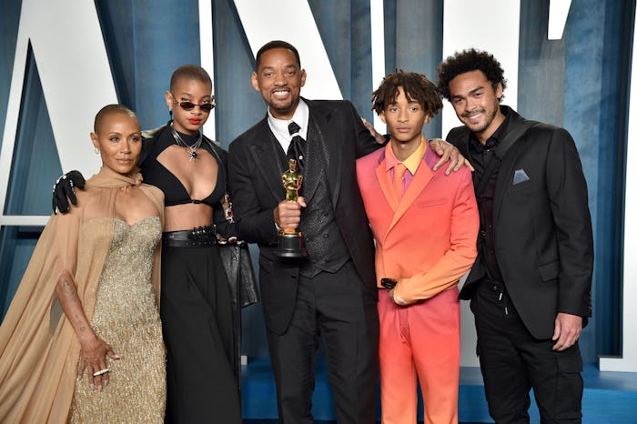 BEVERLY HILLS, CALIFORNIA - MARCH 27: (L-R) Jada Pinkett Smith, Willow Smith, Will Smith, Jaden Smit...