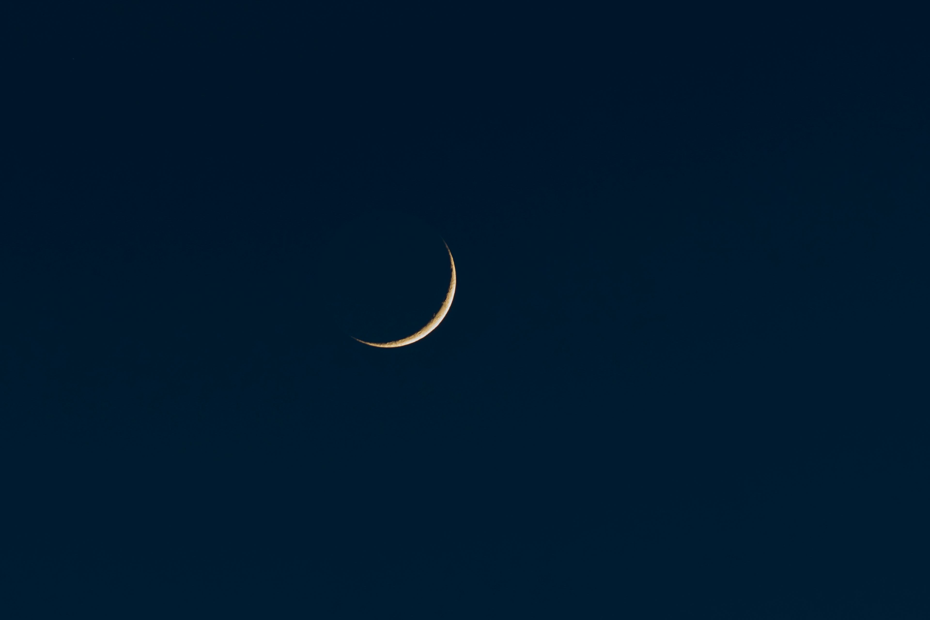 The new moon arrives on the cusp of Mar. 31 and Apr. 1 2022.