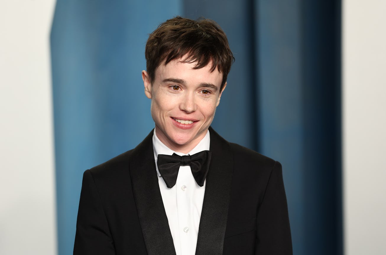 BEVERLY HILLS, CALIFORNIA - MARCH 27: Elliot Page attends the 2022 Vanity Fair Oscar Party hosted by...