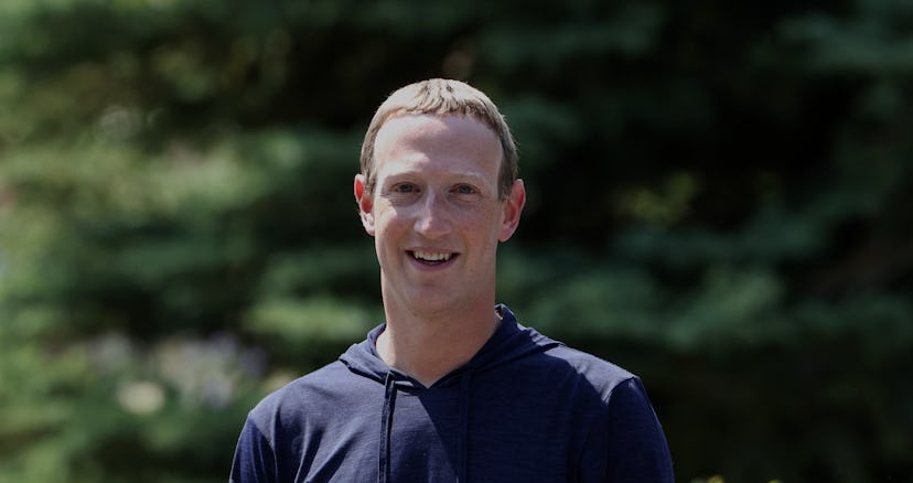 SUN VALLEY, IDAHO - JULY 08: CEO of Facebook Mark Zuckerberg walks to lunch following a session at t...