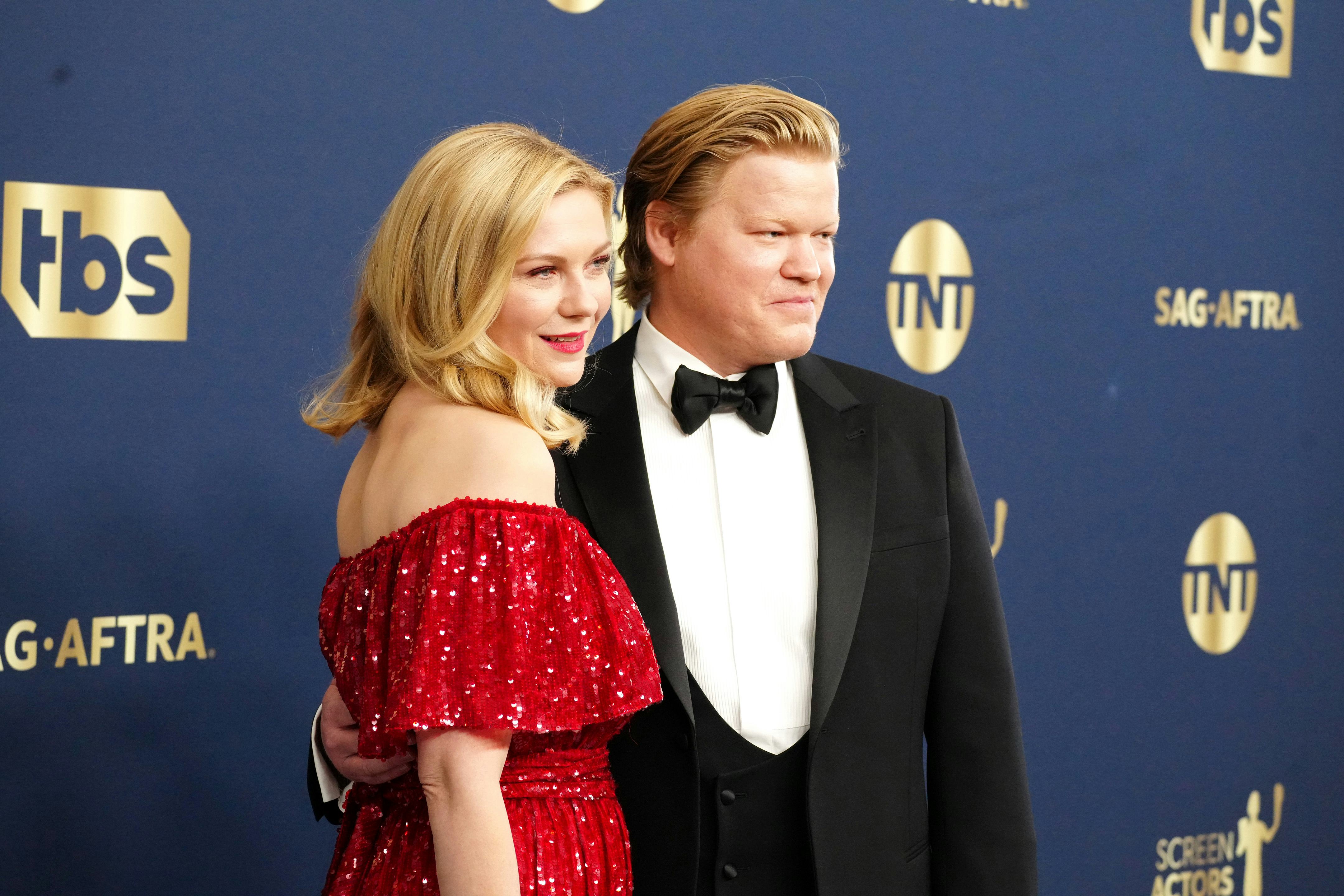 SANTA MONICA, CALIFORNIA - FEBRUARY 27: Kirsten Dunst and Jesse Plemons attend the 28th Annual Scree&hellip;