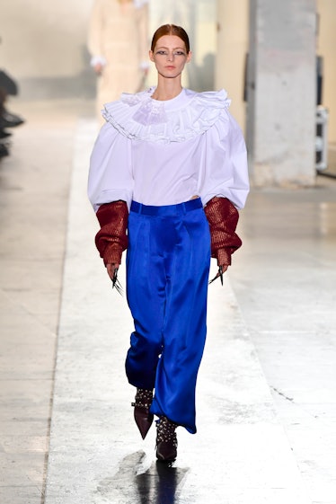 PARIS, FRANCE - MARCH 02: A model walks the runway during the Rochas Ready to Wear Fall/Winter 2022-...
