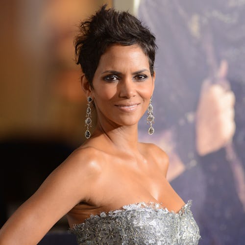 Halle Berry’s Signature Short Hairstyle Is About To Be Everywhere For Spring