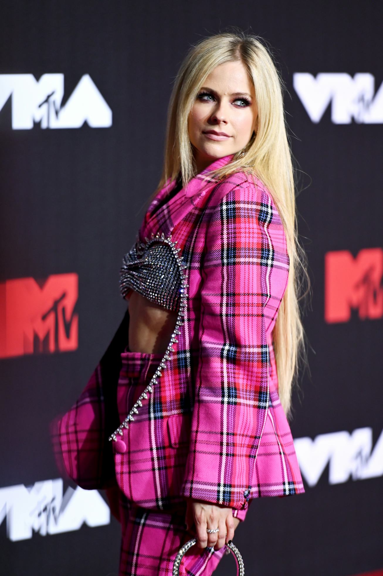 NEW YORK, NEW YORK - SEPTEMBER 12: Avril Lavigne attends the 2021 MTV Video Music Awards at Barclays...