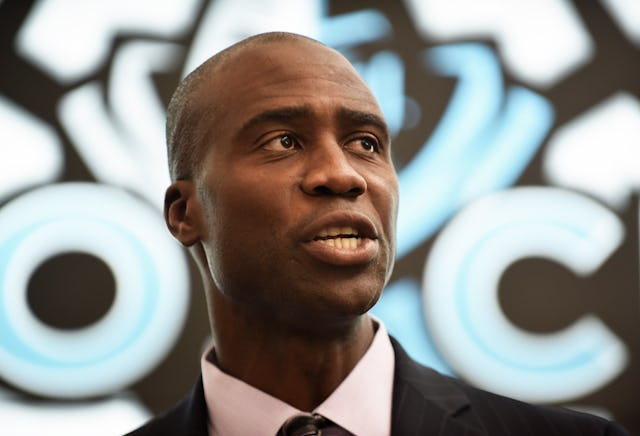 Florida Surgeon General Dr. Joseph Ladapo will recommend that 'healthy' kids skip their COVID-19 sho...