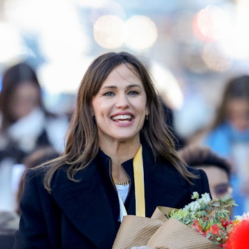 CAMBRIDGE, MASSACHUSETTS - FEBRUARY 05: Jennifer Garner takes part in a parade during Hasty Pudding ...
