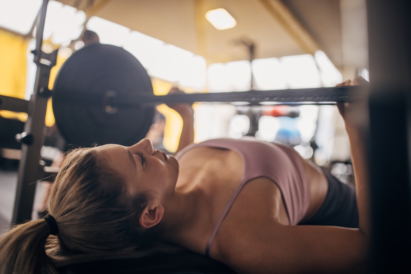 Trainers explain what muscles the bench press works.