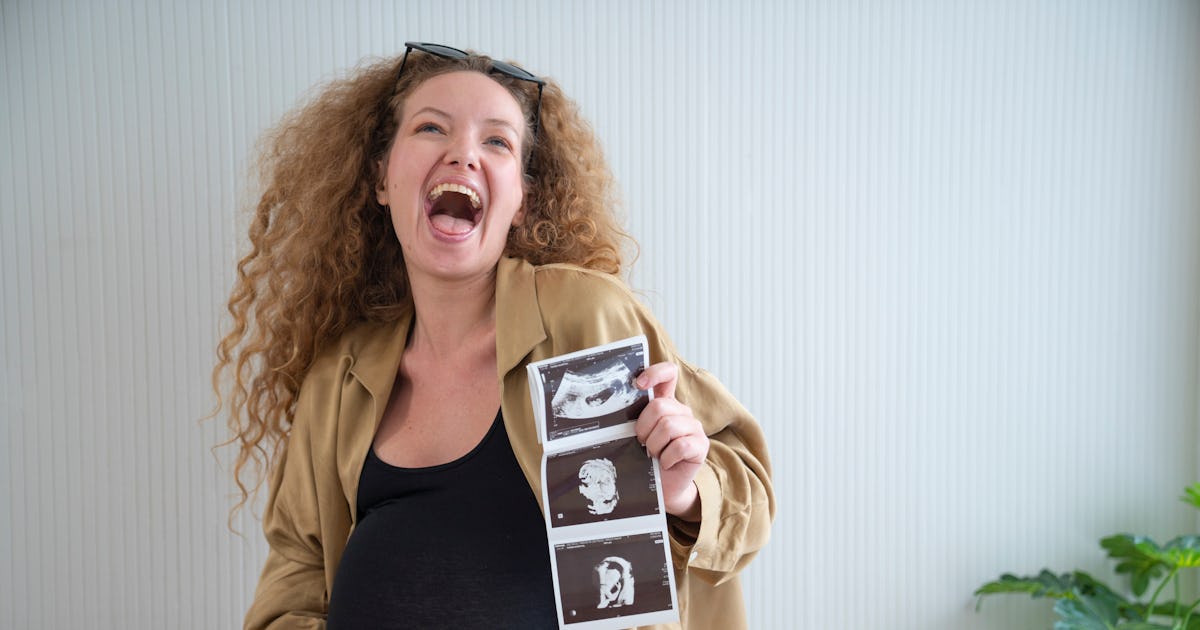 29 Clever Pregnancy Announcement Riddles, From Easy To Hard