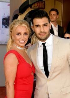 Britney Spears (L) and Sam Asghari pregnant