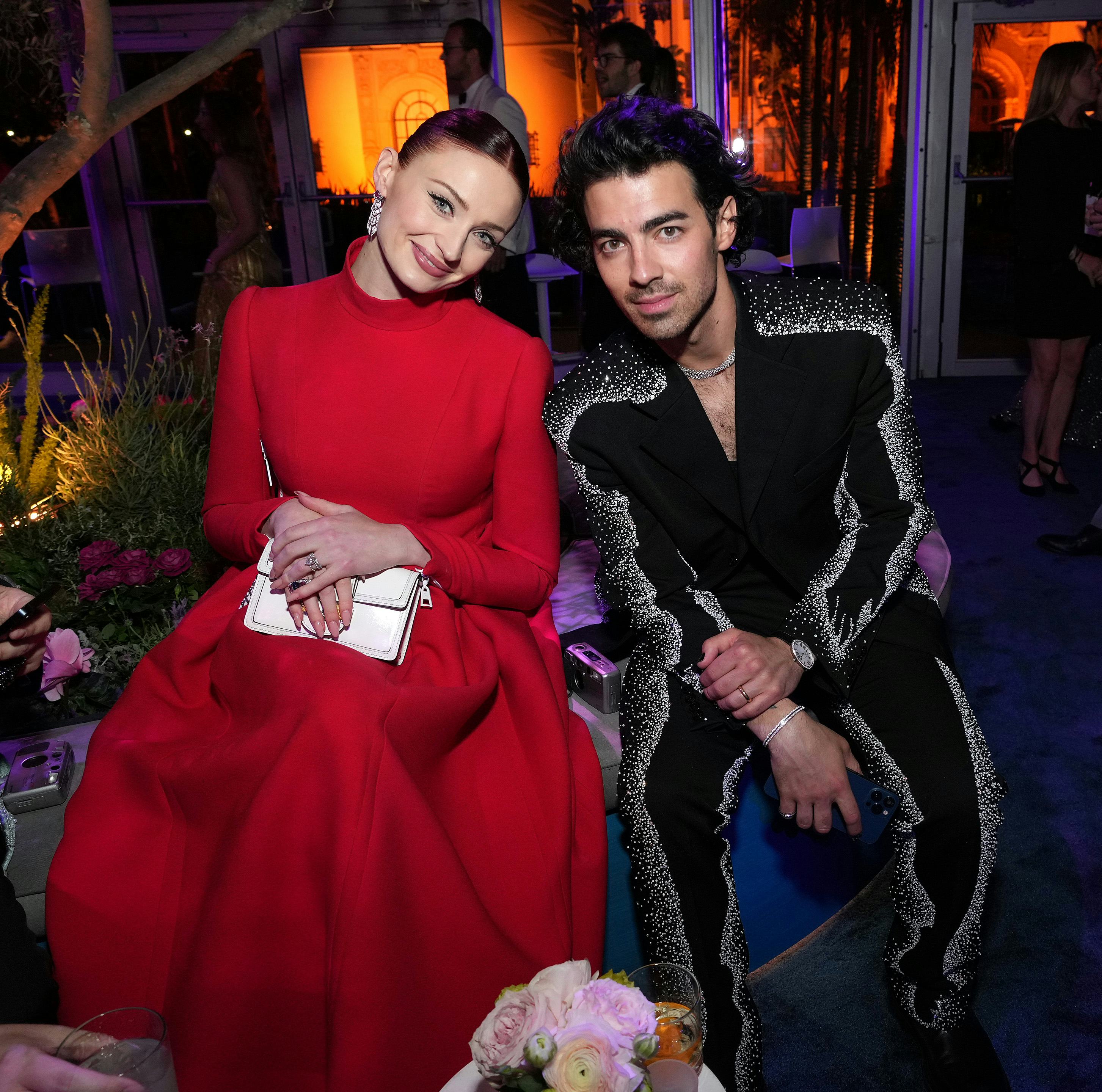 7 Celebrity Couples Who Got Vegas Married In The Past 25 Years Like Joe Jonas and Sophie Turner as w...