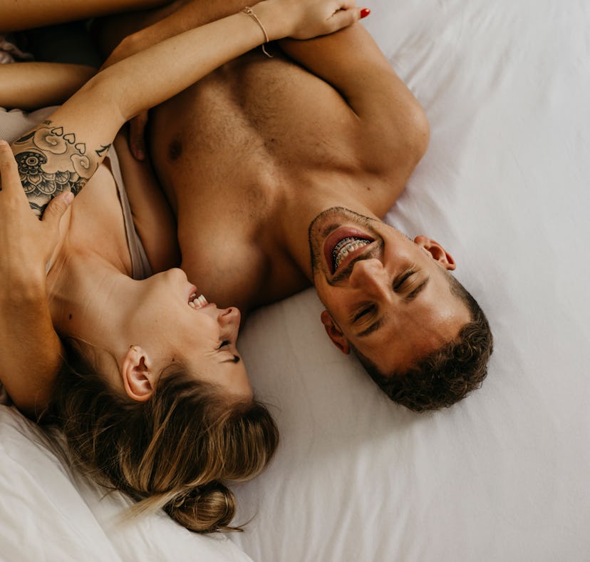 What is a casual relationship? Experts explain