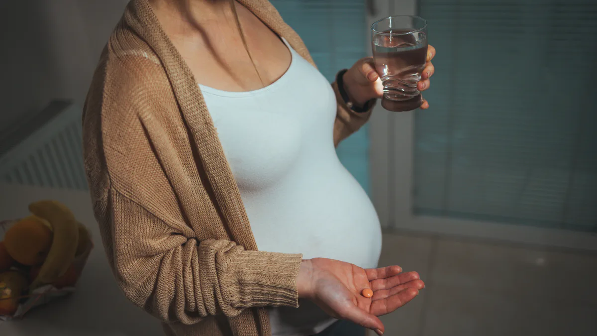 vitamin b12 injections during pregnancy Vitamin B12 During Pregnancy: Should You Take It & How Much?