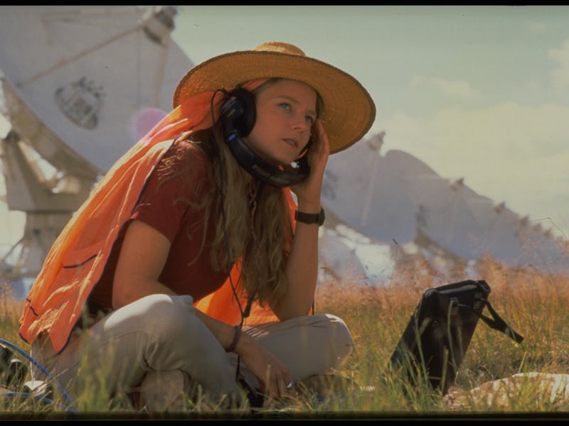 FILM 'CONTACT' BY ROBERT ZEMECKIS (Photo by Francois Duhamel/Sygma via Getty Images)