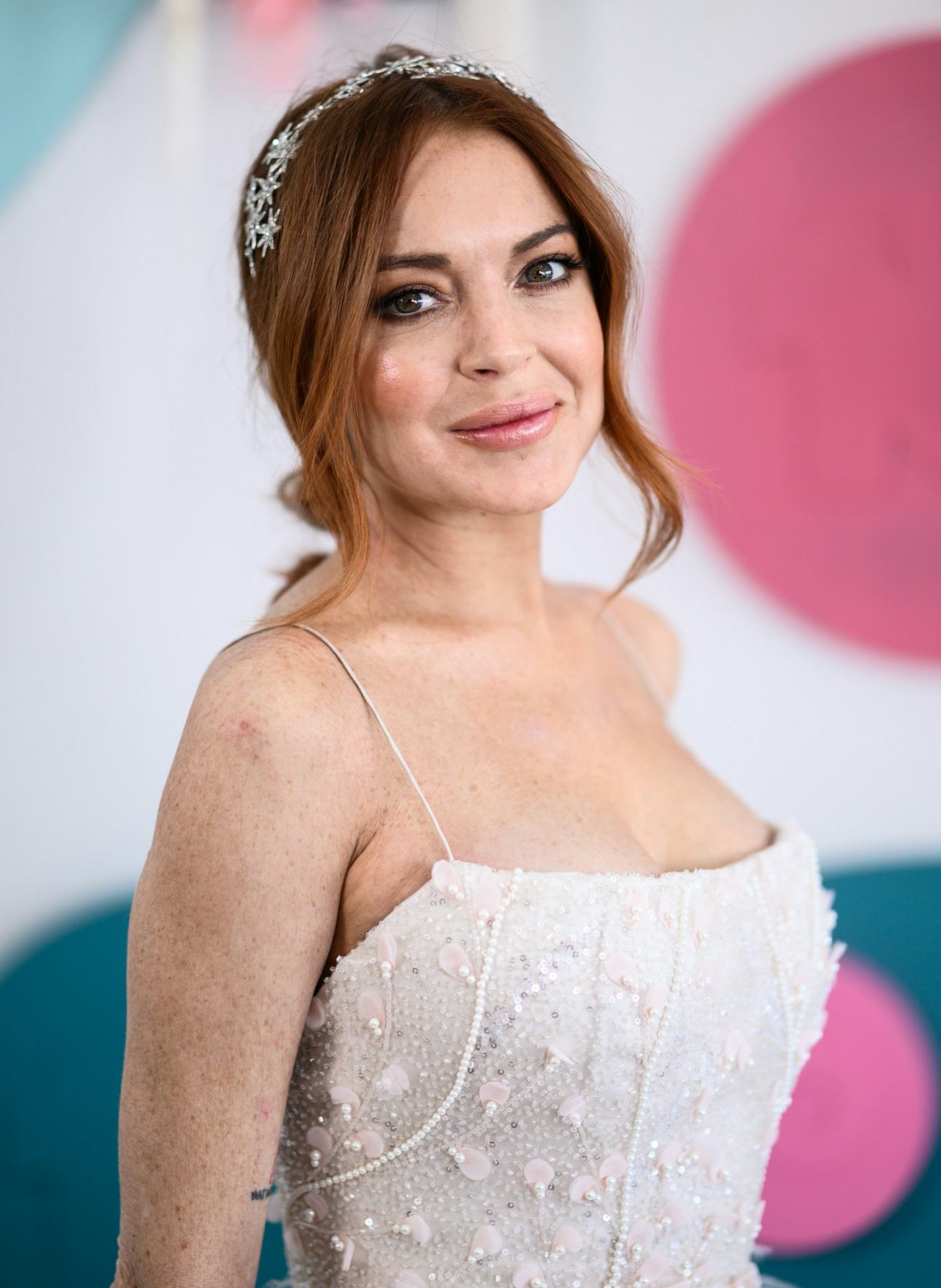 MELBOURNE, AUSTRALIA - NOVEMBER 05: Lindsay Lohan attends the Channel 10 Marquee on Melbourne Cup Da...