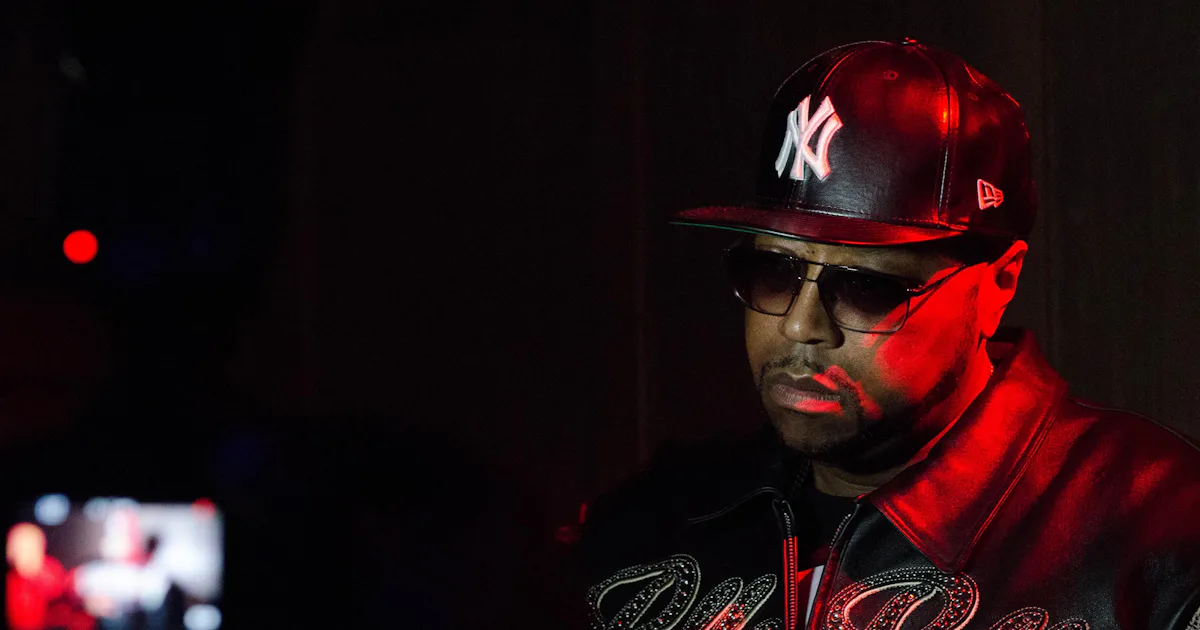 K Slay Rapper DJ Kay Slay evolved with hip-hop, and hip-hop evolved with him