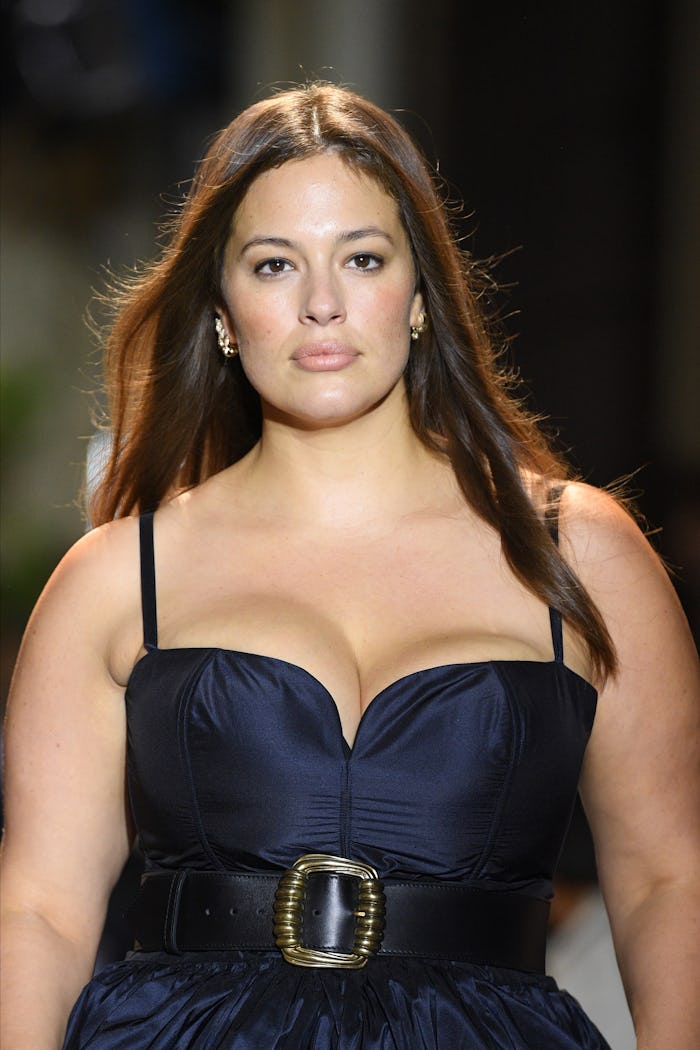 MILAN, ITALY - SEPTEMBER 24: Ashley Graham  walks the runway at the Etro fashion show during the Mil...