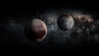 Плутон и Харон.  Иллюстрация слияния изображений местности NASA New Horizons.