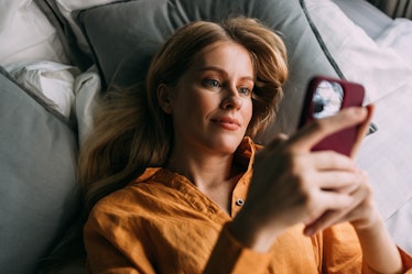 Should I text my boyfriend every day? Here's when it becomes unhealthy