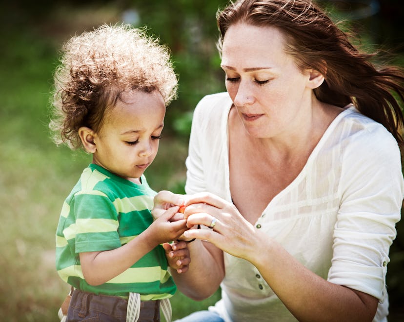 A mom and son discover clues during a Mother's Day scavenger hunt.
