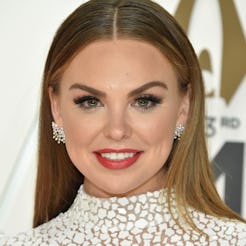 NASHVILLE, TENNESSEE - NOVEMBER 13: (FOR EDITORIAL USE ONLY) Hannah Brown attends the 53rd annual CM...