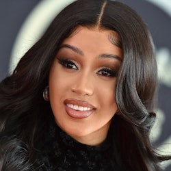 LOS ANGELES, CALIFORNIA - NOVEMBER 19: Cardi B attends the 2021 American Music Awards Red Carpet Rol...