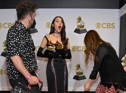 Olivia Rodrigo dropped one of her trophies at the 2022 Grammys.