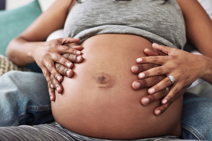 Dads need to help pregnant moms with healthy eating.