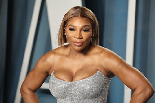 BEVERLY HILLS, CALIFORNIA - MARCH 27: Serena Williams attends the 2022 Vanity Fair Oscar Party hoste...