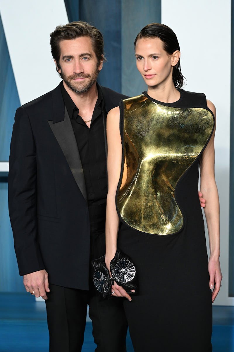 BEVERLY HILLS, CALIFORNIA - MARCH 27: Jake Gyllenhaal and Jeanne Cadieu attend the 2022 Vanity Fair ...