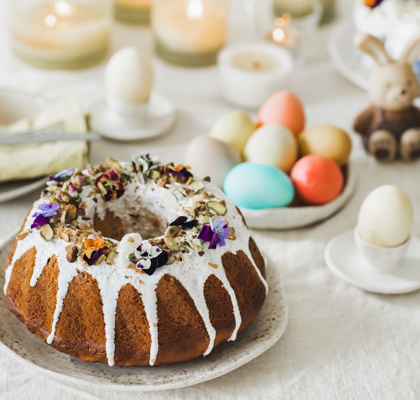 Don't miss these Easter dinner meals to go for 2022 from Publix, Boston Market, and more.