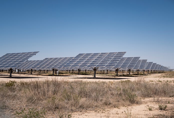 UNITED STATES - APRIL 10: A solar farm produces electricity near Bakersfield, Texas on Saturday, Apr...