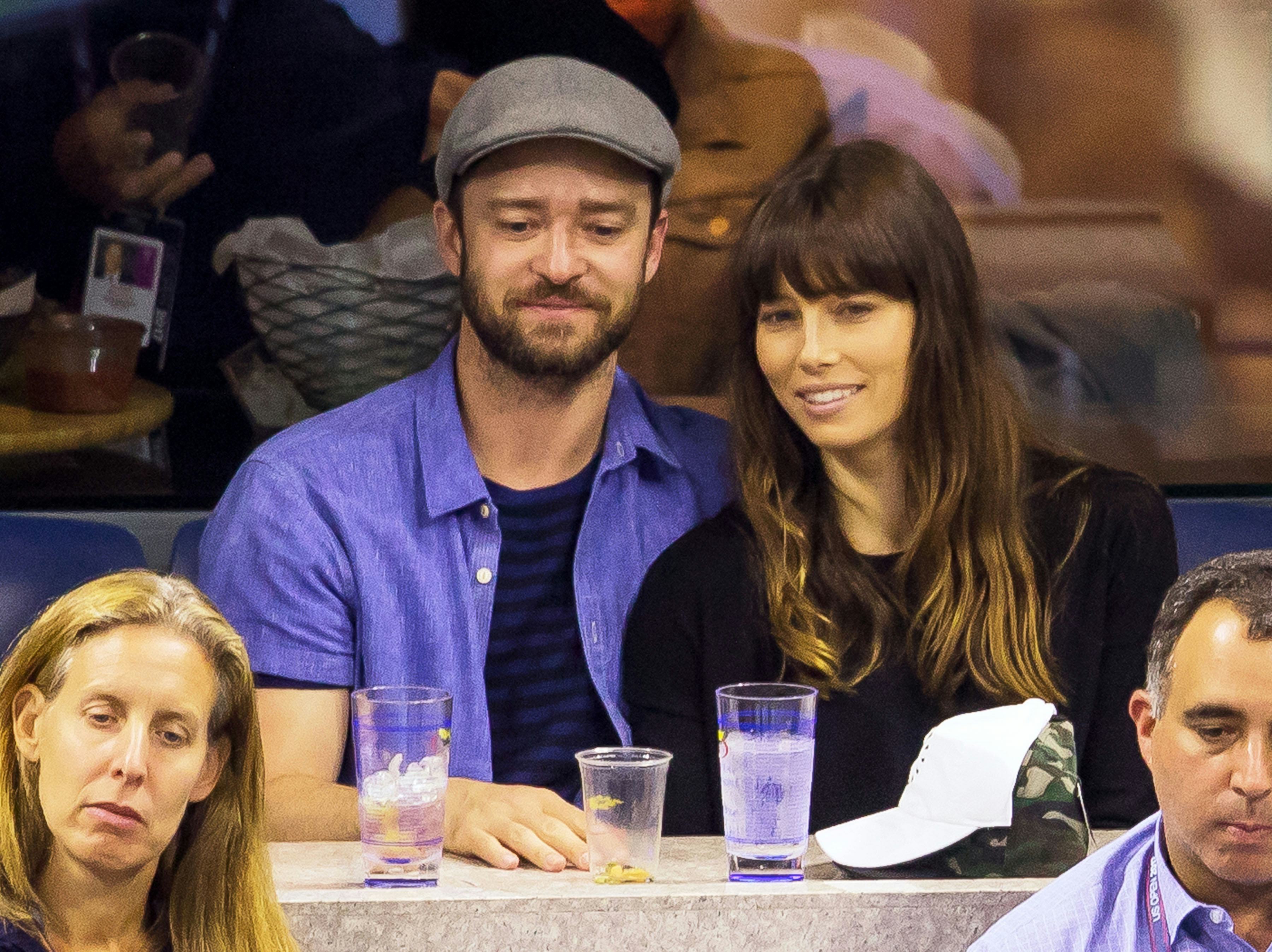 NEW YORK, NY - SEPTEMBER 02:  Justin Timberlake and Jessica Biel flirt with each other while cheerin&hellip;