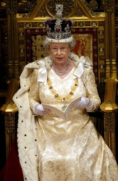 Queen Elizabeth II outlines, 13 November, 2002, the Government's plans for the next year's legislati...