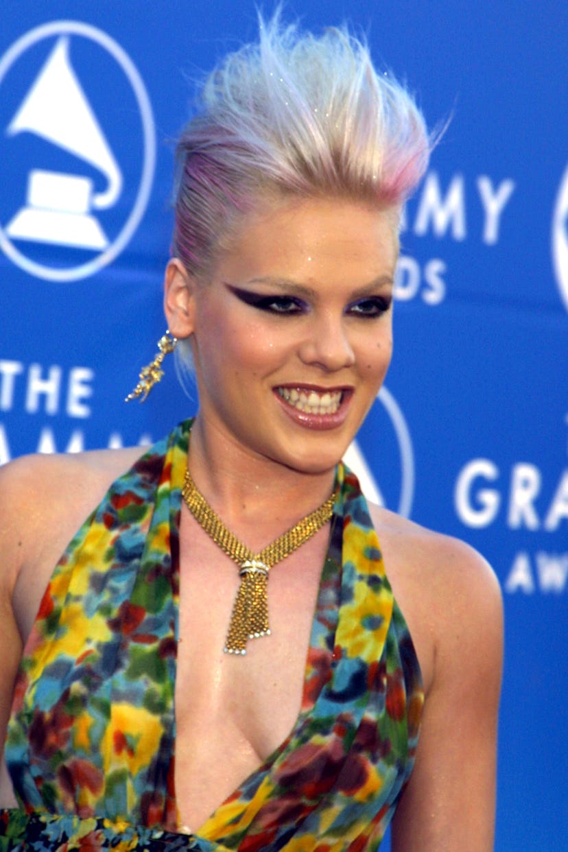 Pink wears dramatic eyeliner to the 2002 Grammy Awards.