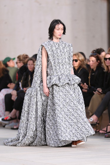 A look from Stella McCartney's Resort 2023 Collection. Photo Credit Vogue  Runway.3 - University of Fashion Blog
