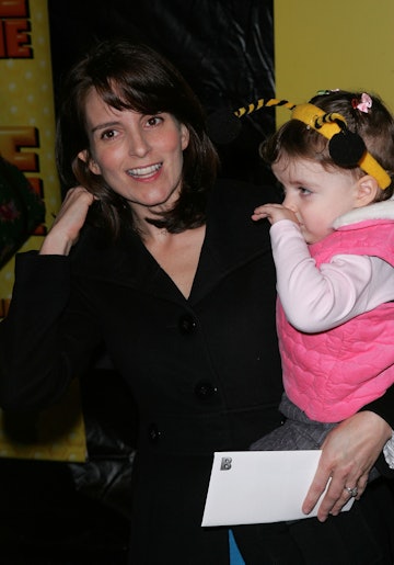 Tina Fey arrives to the Bee Movie Premiere at Loews Lincoln Square on October 25, 2007 in New York. 