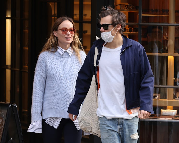 Harry Styles and Olivia Wilde inspire memes about their relationship.