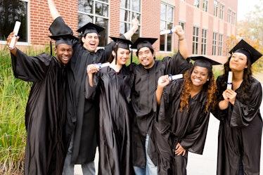 Graduates plan some fun things to do after your graduation ceremony and during the day.