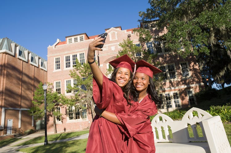 These hashtags for graduation will help you when posting on Instagram and TikTok.