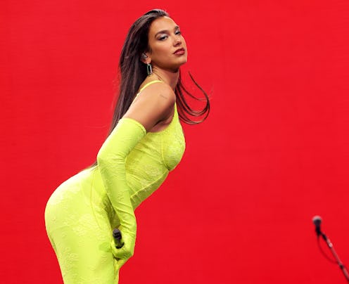 Dua Lipa has worn many frosted eyeshadow looks during her Future Nostalgia tour.