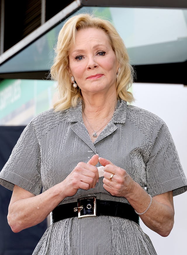 Jean Smart talks about the stresses of parenting as a widow and working mom.