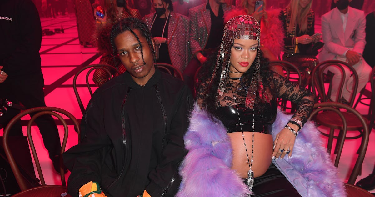Sadly Rihanna Has Given Birth To A Boy sadly-rihanna-has-given-birth-to-a-boy