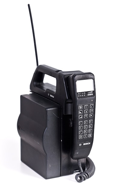 "Pohlitz, Allemagne - 05 mars 2012 : Bosch SE OF 7/1, téléphone de voiture par Bosch.  Ce téléphone a été construit tôt ...